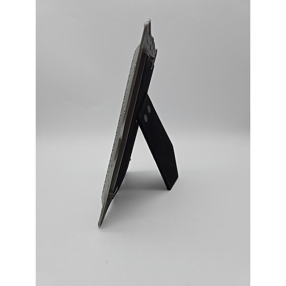 Malden International Design Metal Ornate Frame Rosebuds - Picture 2 of 8